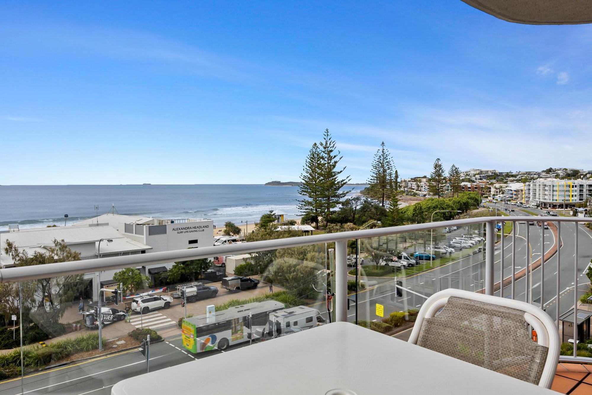 Mandolin Beachfront Resort Alexandra Headland Exterior foto