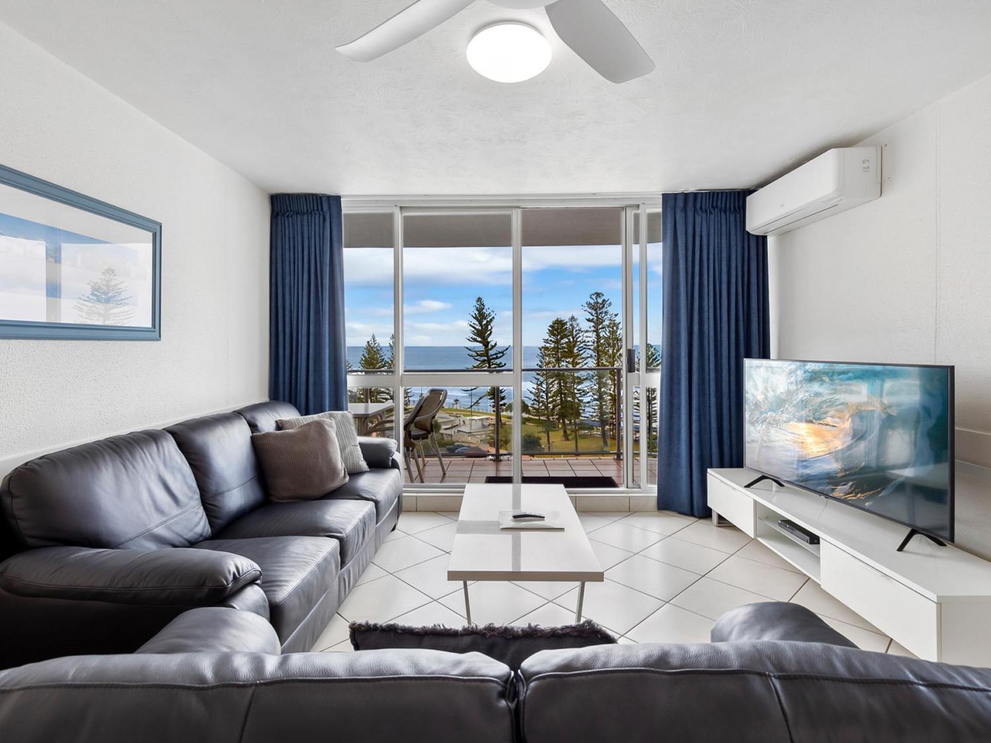 Mandolin Beachfront Resort Alexandra Headland Exterior foto